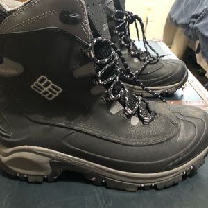 Women’s Columbia Winter Boot- size 8.5